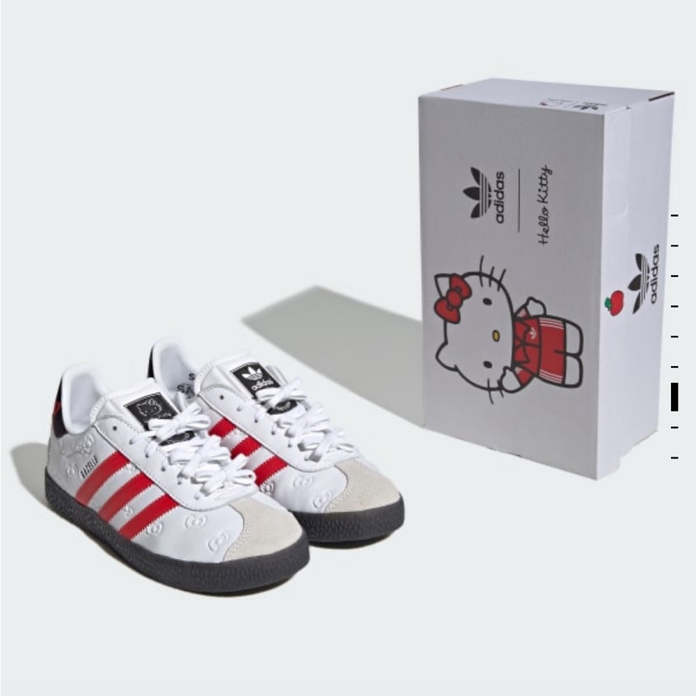 Hello Kitty x Adidas Gazelle